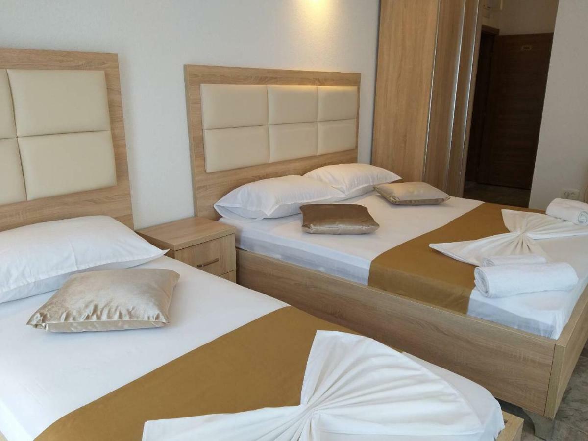 Hotel Gothia Ulcinj Exterior photo