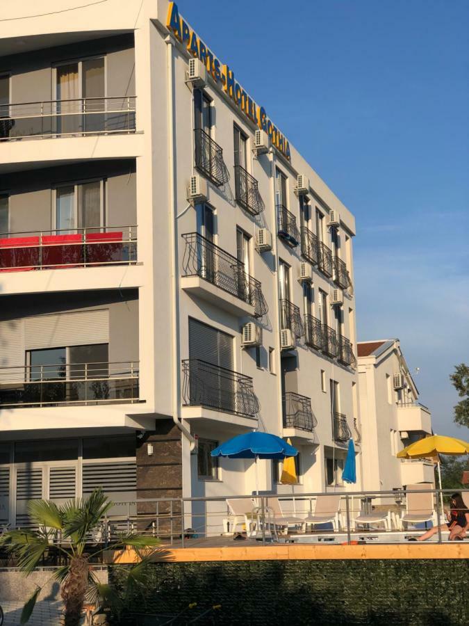 Hotel Gothia Ulcinj Exterior photo