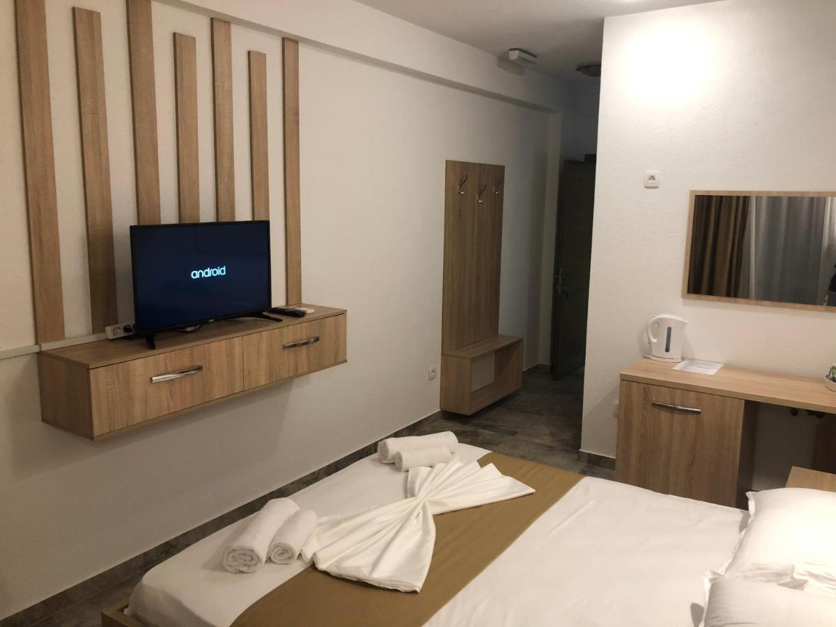 Hotel Gothia Ulcinj Exterior photo